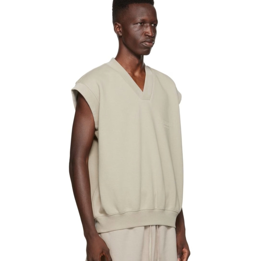 Fear of God Essentials Sleeveless V-Neck Sweatshirt